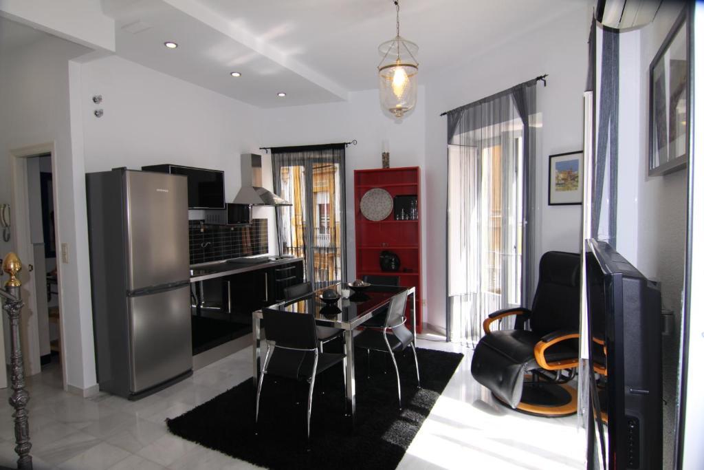 Living Sevilla Apartments Catedral Habitación foto
